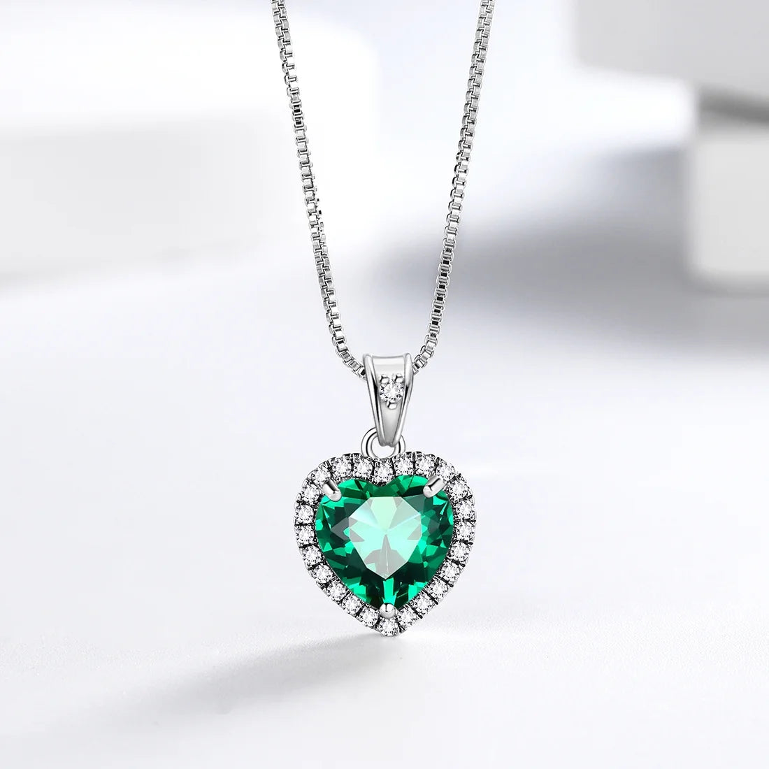 May Birthstone Necklace Women Green Heart Necklace Emerald Crystal CZ 925 Sterling Silver Pendant Jewelry Birthday Mother'S Day Gift Juwaliy